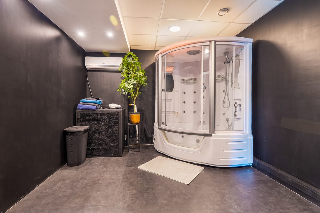 Photo 71 of Jachtlaan 5