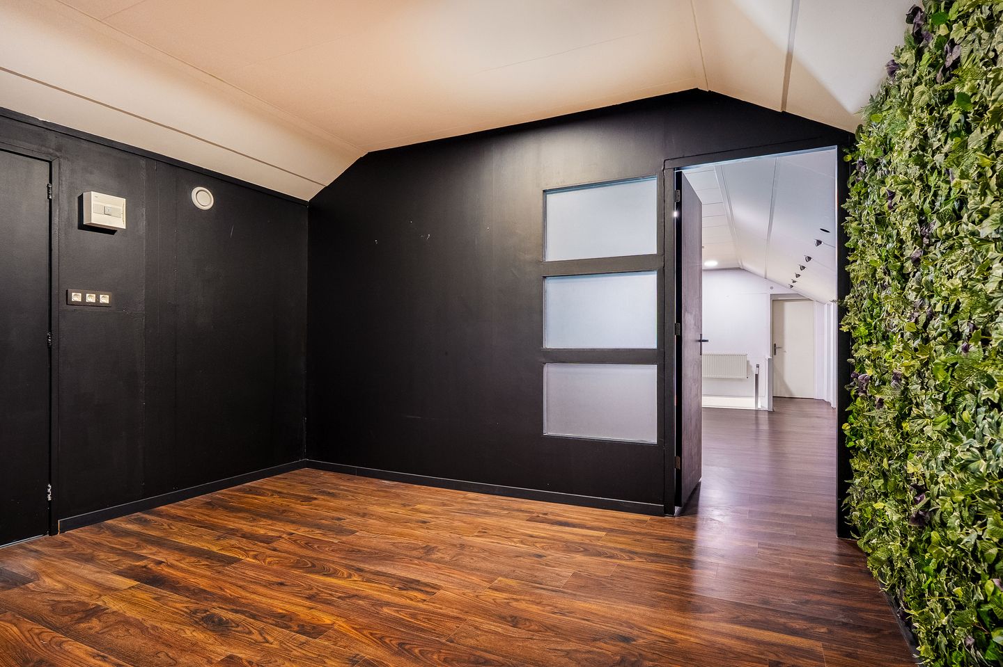 Photo 80 of Jachtlaan 5