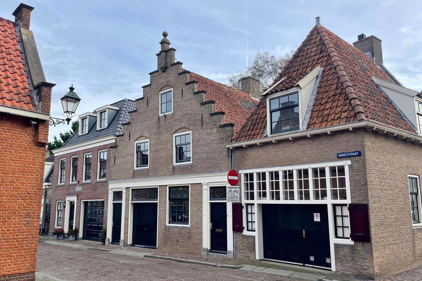 Photo 1 of Marktstraat 39