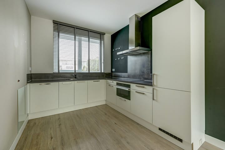 Foto 10 van Hazelegerstraat 14