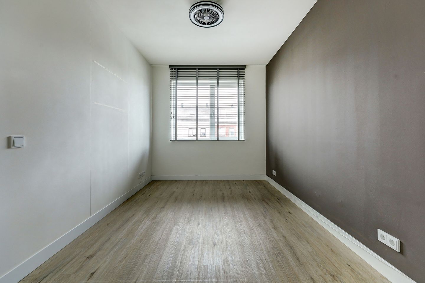 Foto 19 van Hazelegerstraat 14