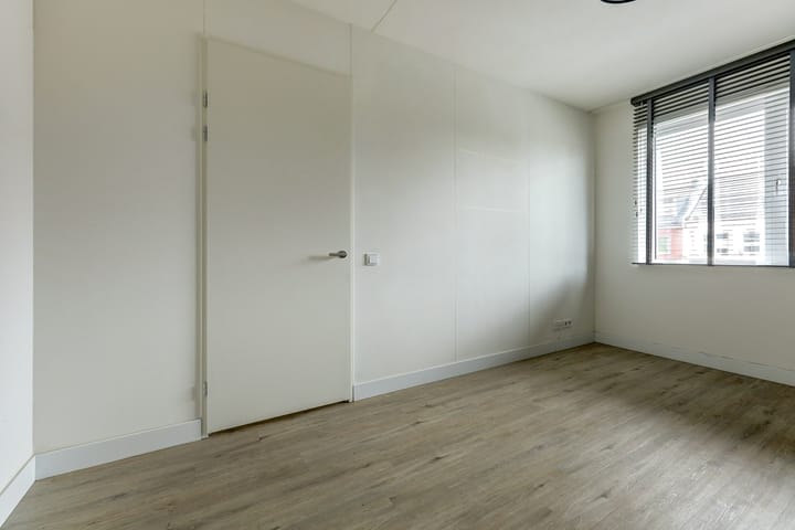 Foto 21 van Hazelegerstraat 14