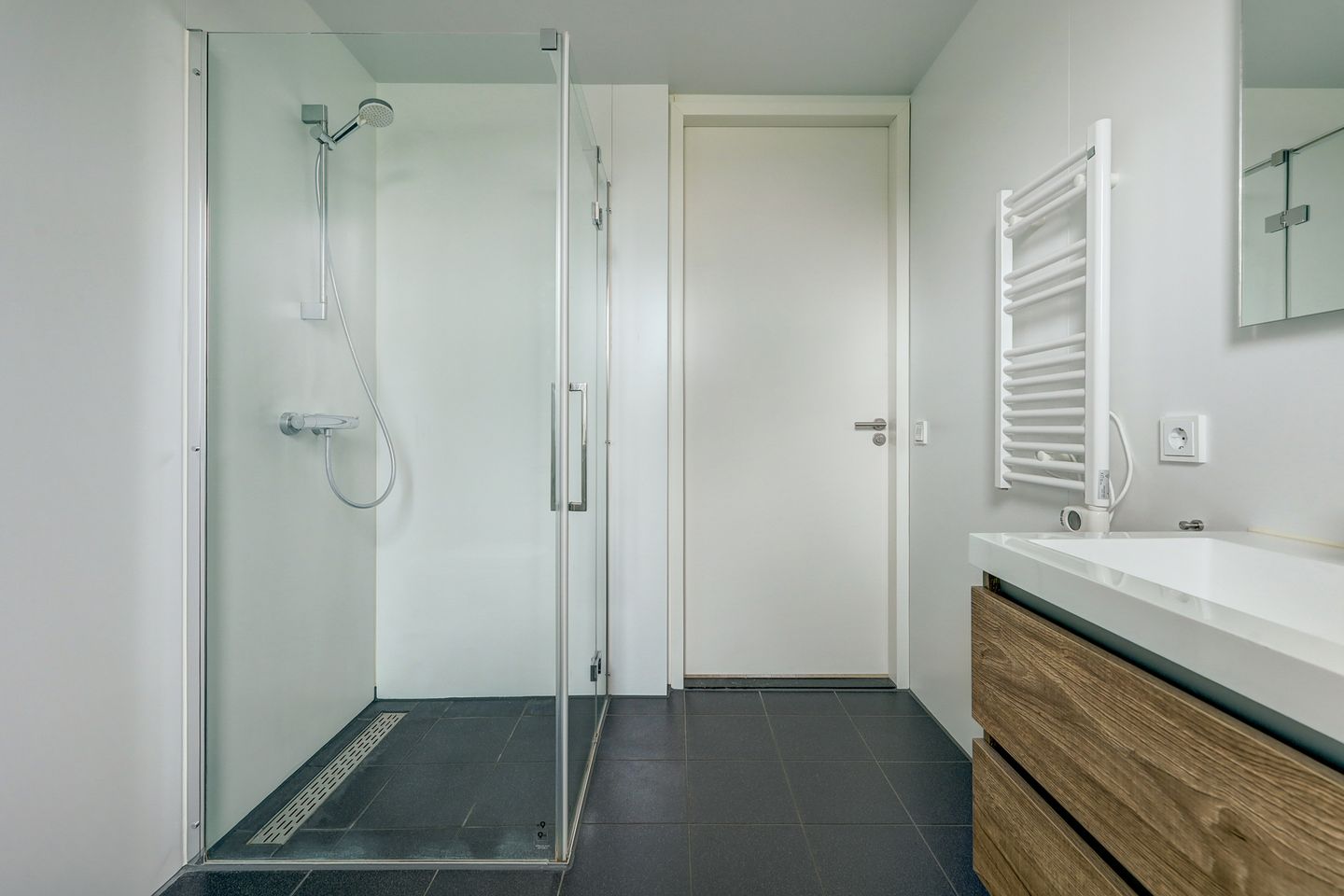 Foto 25 van Hazelegerstraat 14