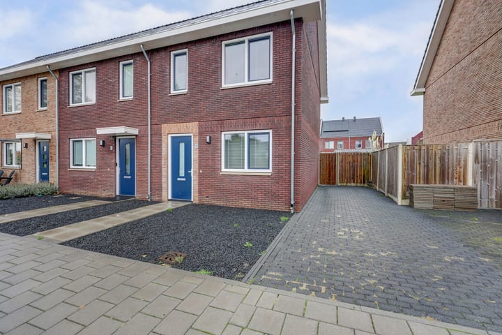 Foto 38 van Hazelegerstraat 14