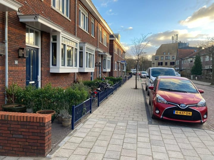 Photo 1 of Bloemistenlaan 60