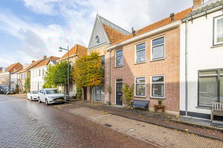 Foto 53 van Oenselsestraat 43