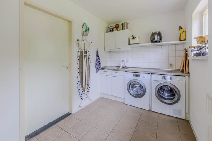 Foto 15 van Negen-novemberweg 27