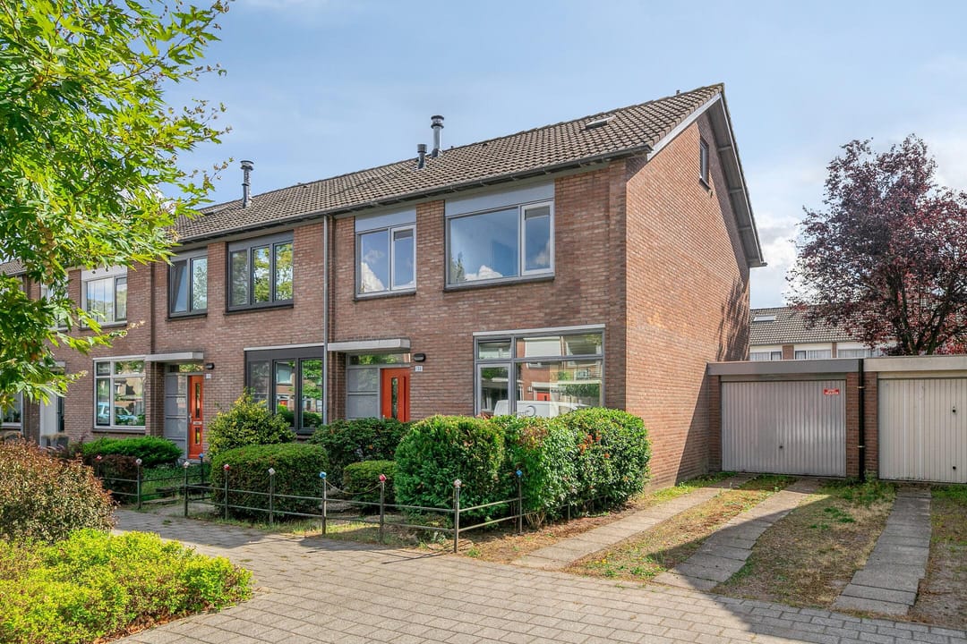 Foto 1 van Van Breestraat 136