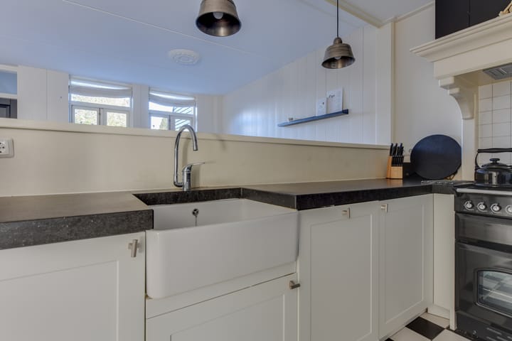 Photo 15 of Kloet 28