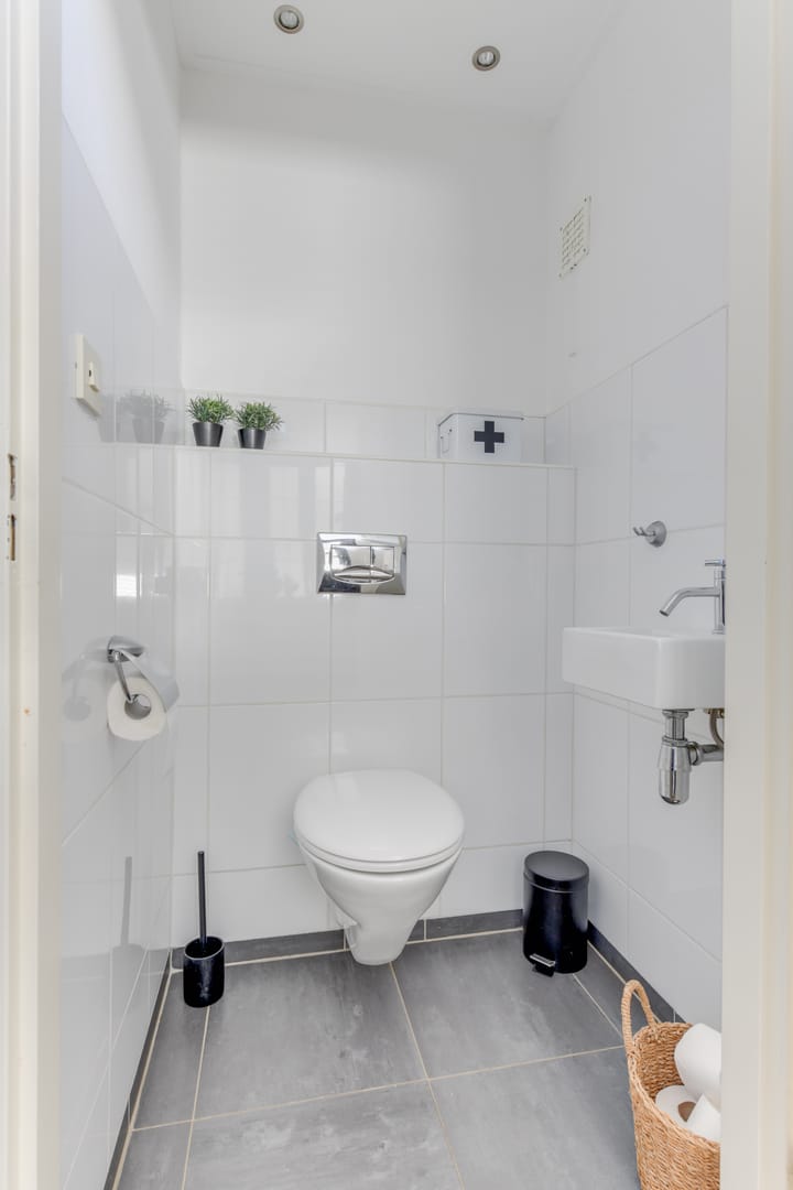 Photo 17 of Kloet 28