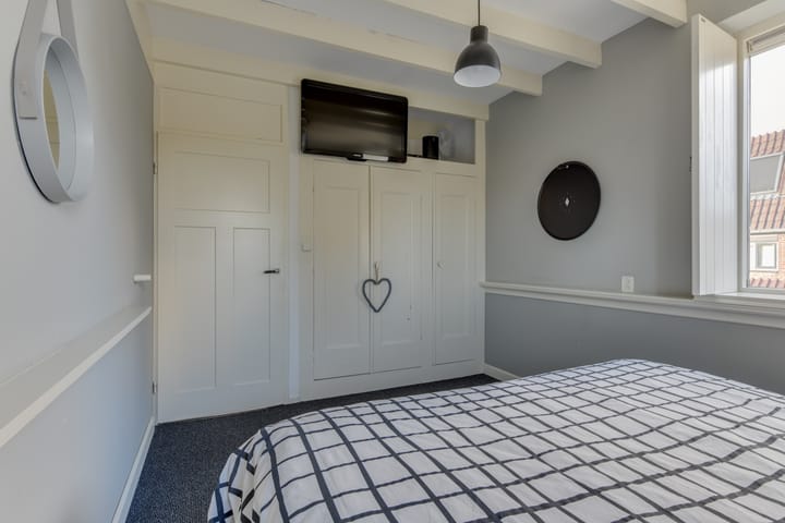 Photo 27 of Kloet 28