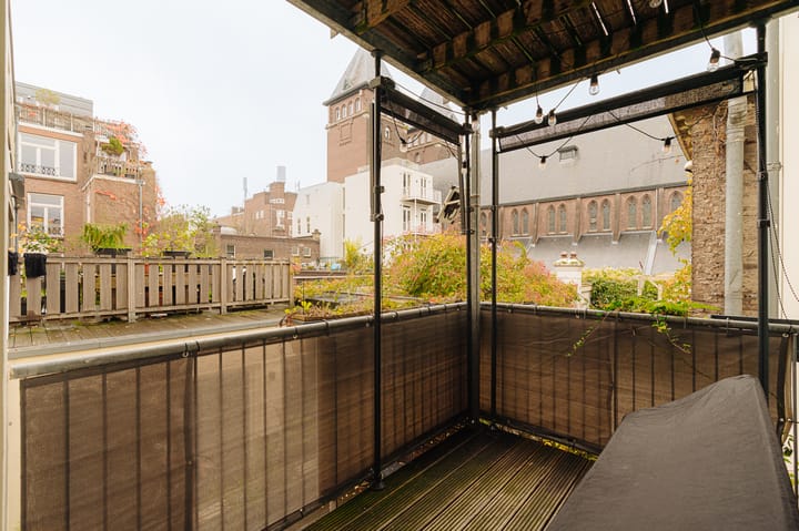 Photo 4 of Bloemstraat 125-C