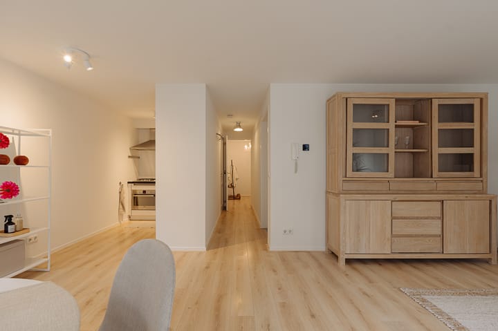 Photo 13 of Bloemstraat 125-C