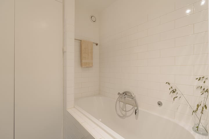 Photo 16 of Bloemstraat 125-C