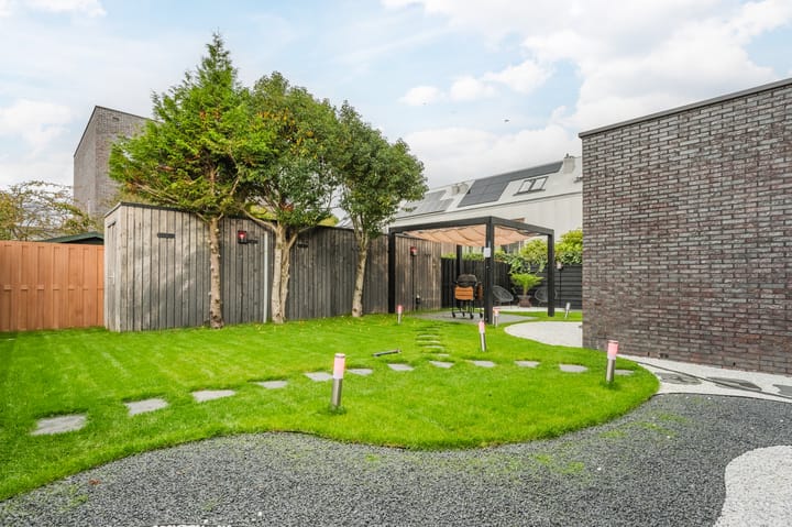 Foto 3 van Redoute 3