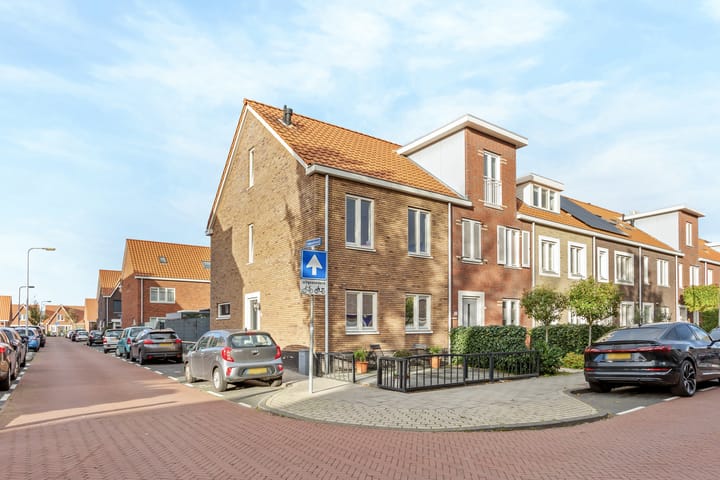 Emmastraat 1