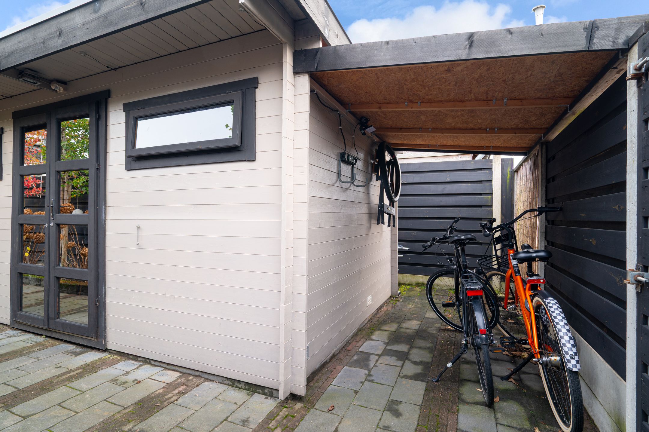 Foto 27 van Vliegenzwam 45