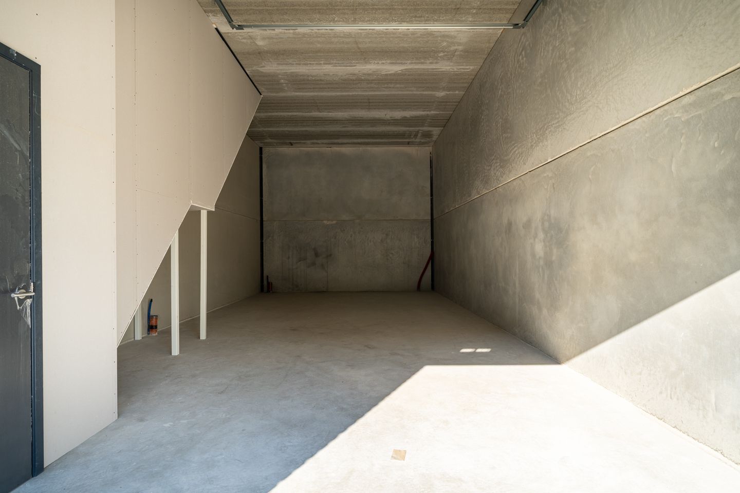 Bekijk foto 3 van Industrieweg 14-a