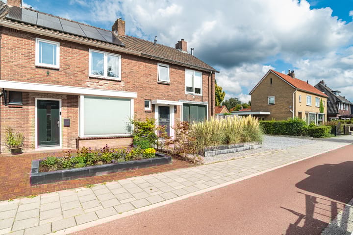 Photo 44 of Woolderesweg 88