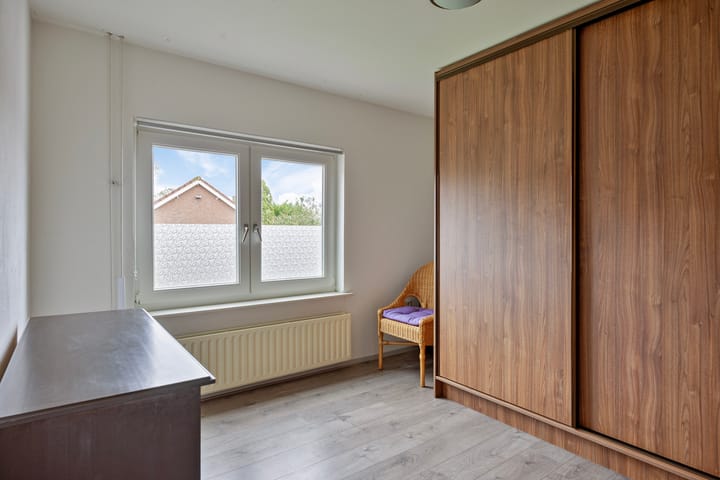 Photo 35 of Voorstraat 85