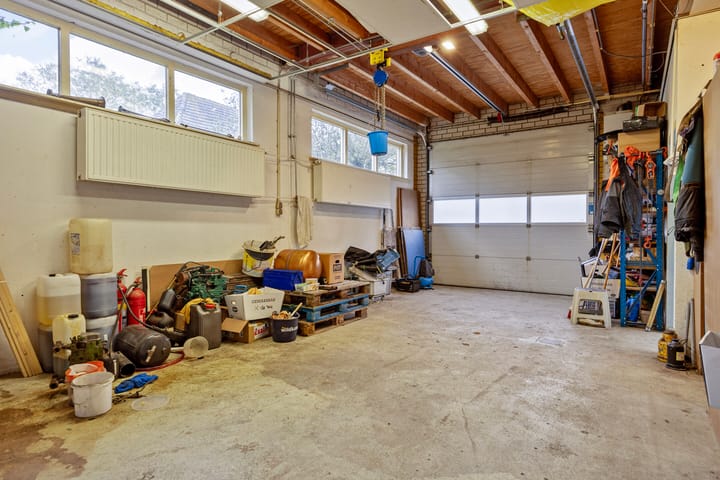 Photo 49 of Voorstraat 85