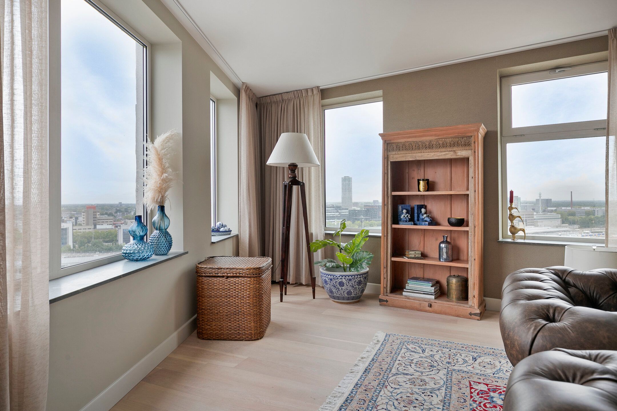 Foto 27 van Emmasingel 31-129