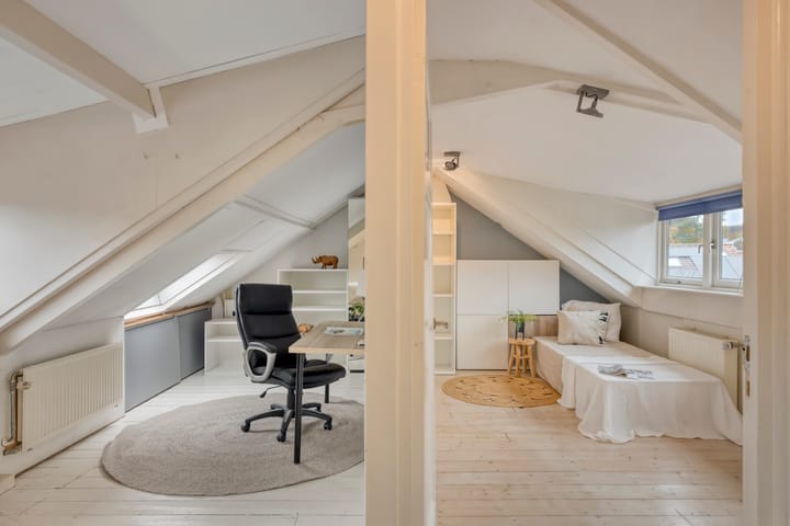 Foto 33 van Ceramstraat 6