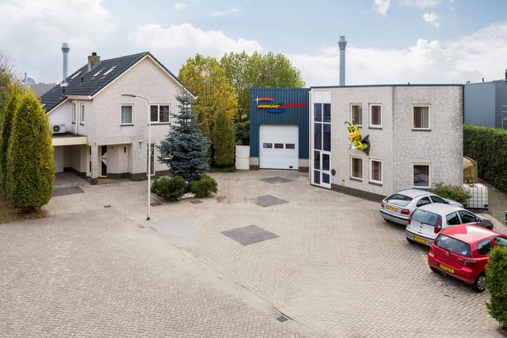 Uilenbroekstraat 70-72, Heeten