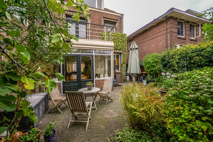 Foto 34 van Burgemeester de Bruïnelaan 103