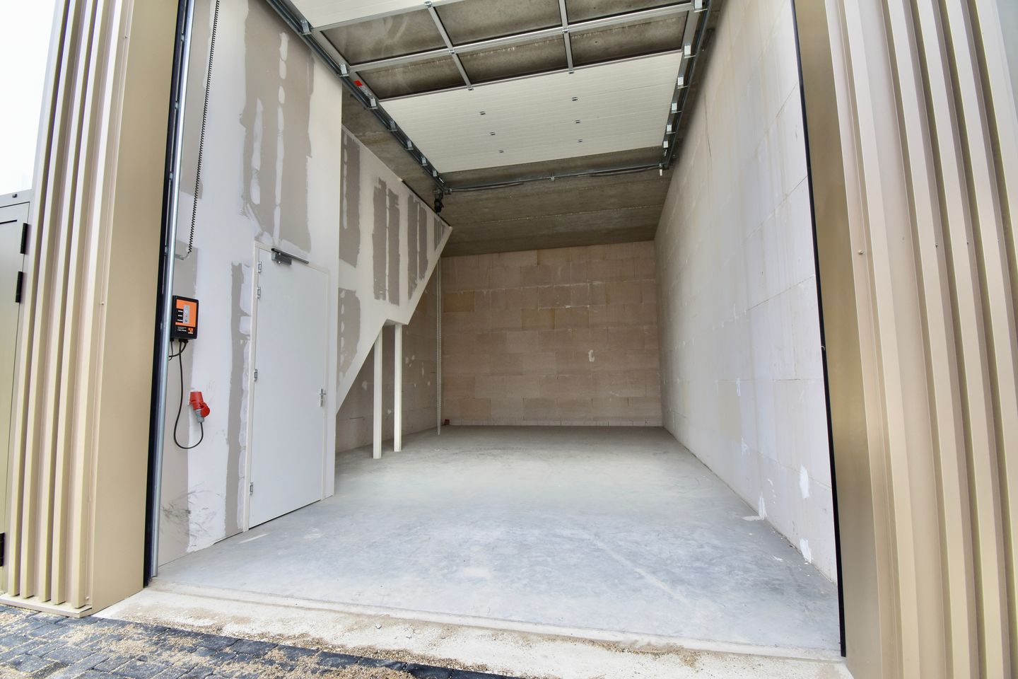 View photo 4 of Overvliet 79