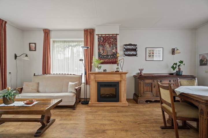 Photo 17 of Johan Willem Frisolaan 1