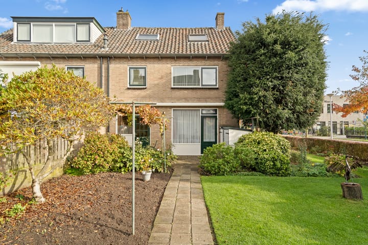 Photo 23 of Johan Willem Frisolaan 1