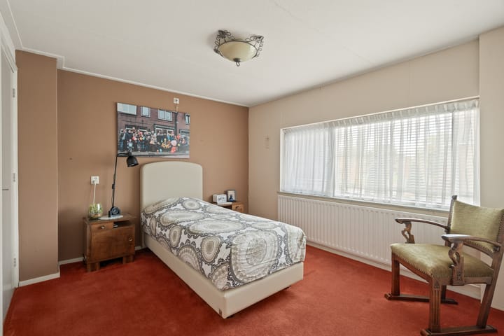 Photo 31 of Johan Willem Frisolaan 1