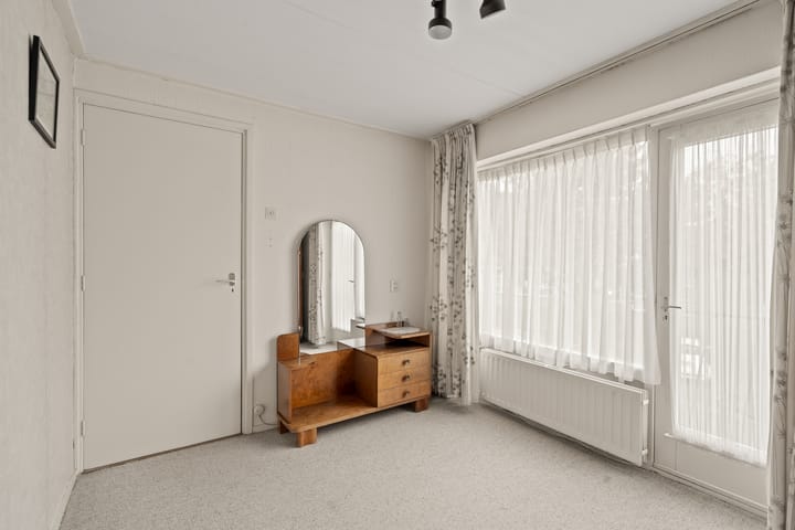 Photo 35 of Johan Willem Frisolaan 1