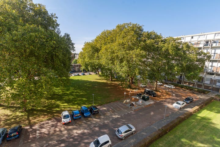 Foto 21 van Van Bosseplantsoen 112