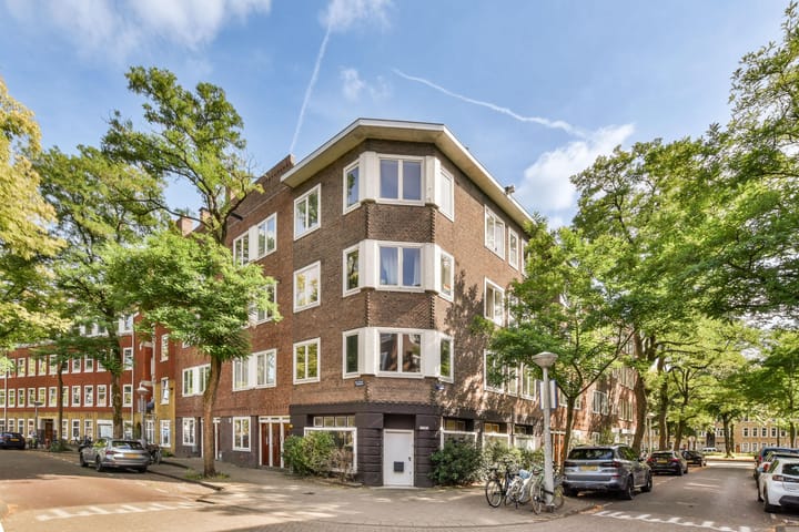 Photo 4 of Reggestraat 13-1