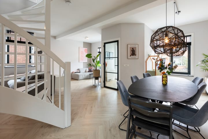 Foto 16 van Julianastraat 50