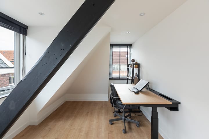 Foto 30 van Julianastraat 50