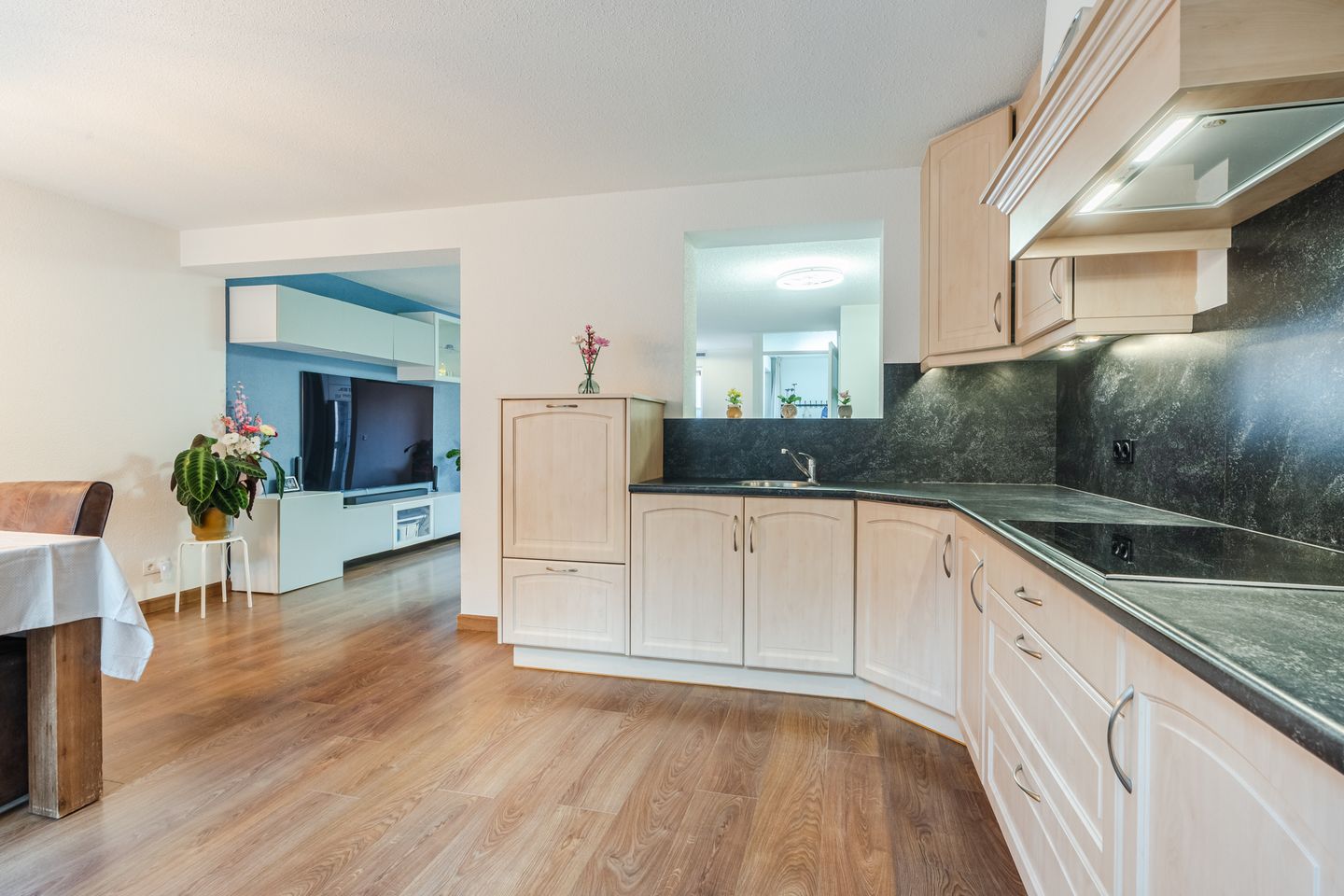 Foto 19 van Marter 74