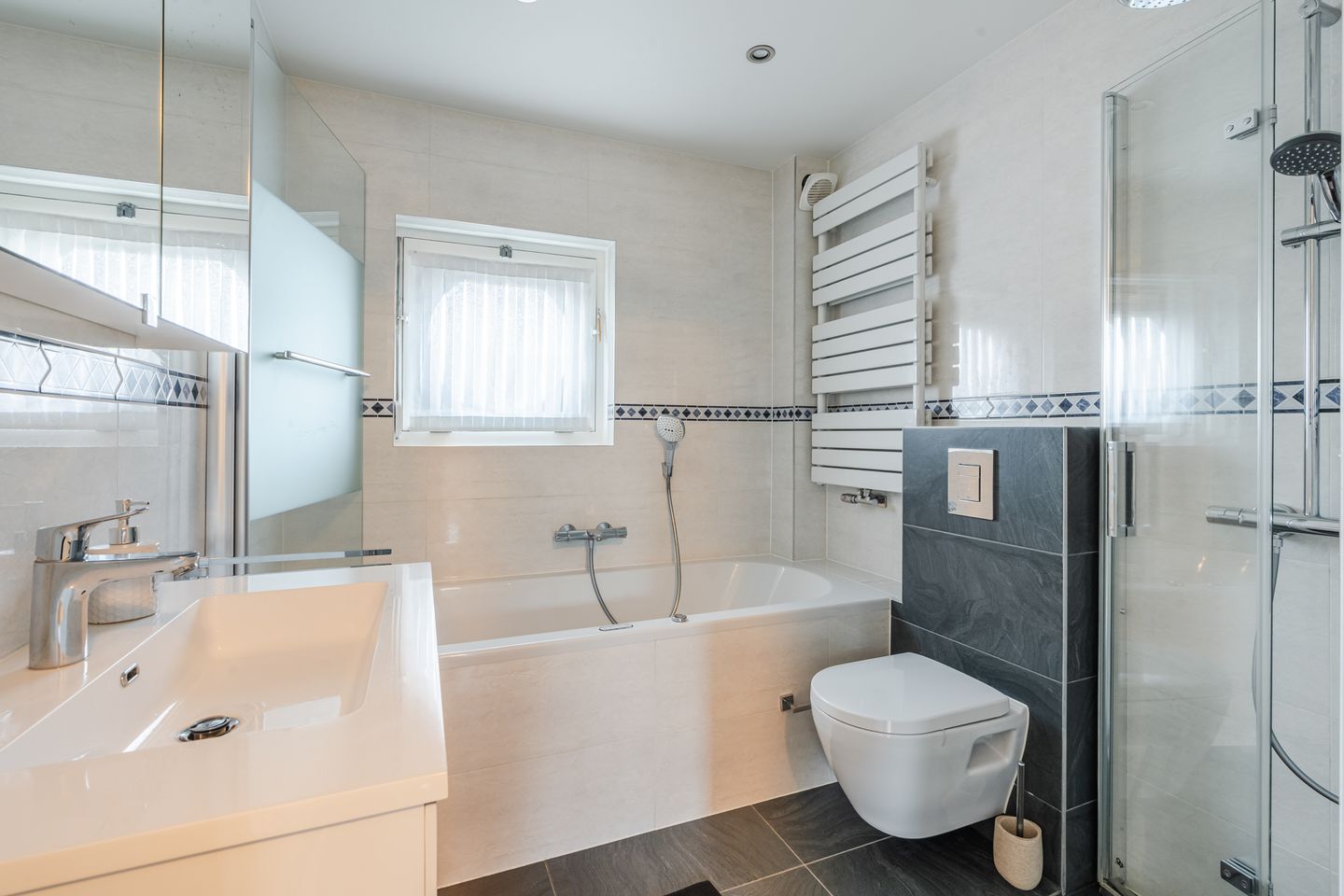 Foto 25 van Marter 74