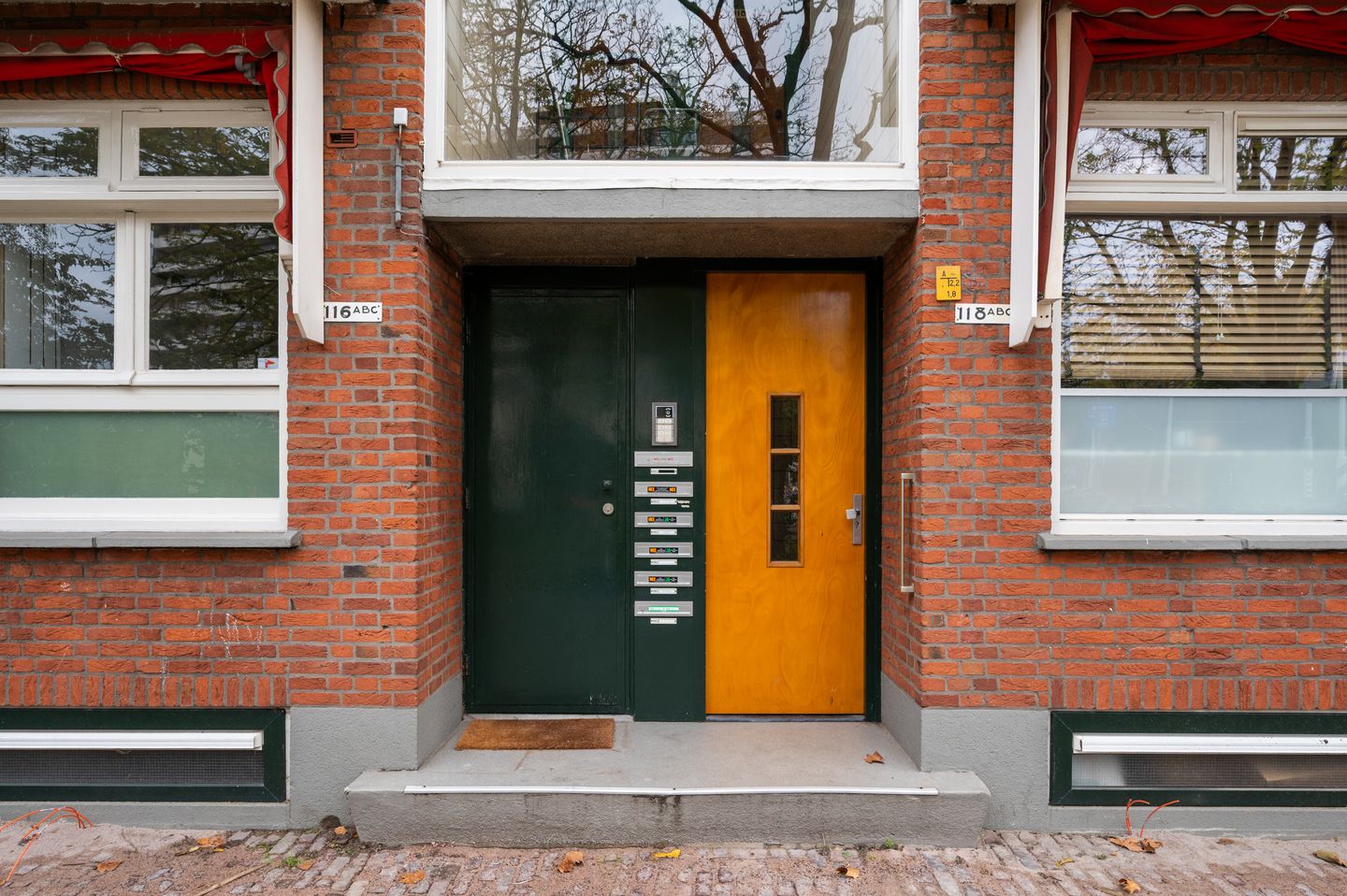 Photo 44 of Schepenstraat 118-B