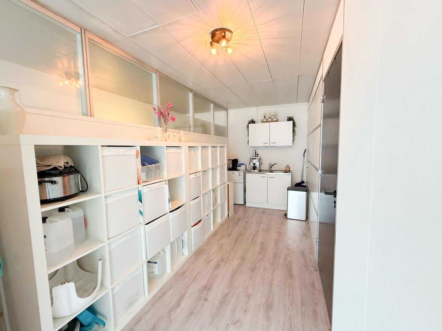 View photo 3 of Hogeweg 56-d