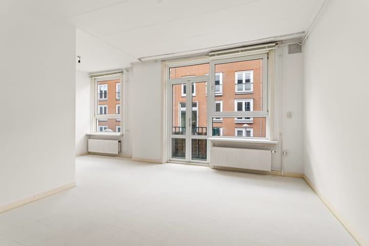 Photo 3 of Uiterwaardenstraat 278-1