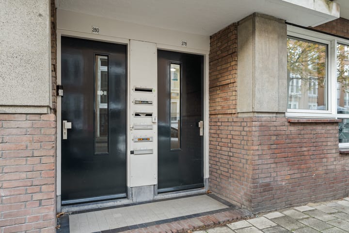 Photo 7 of Uiterwaardenstraat 278-1