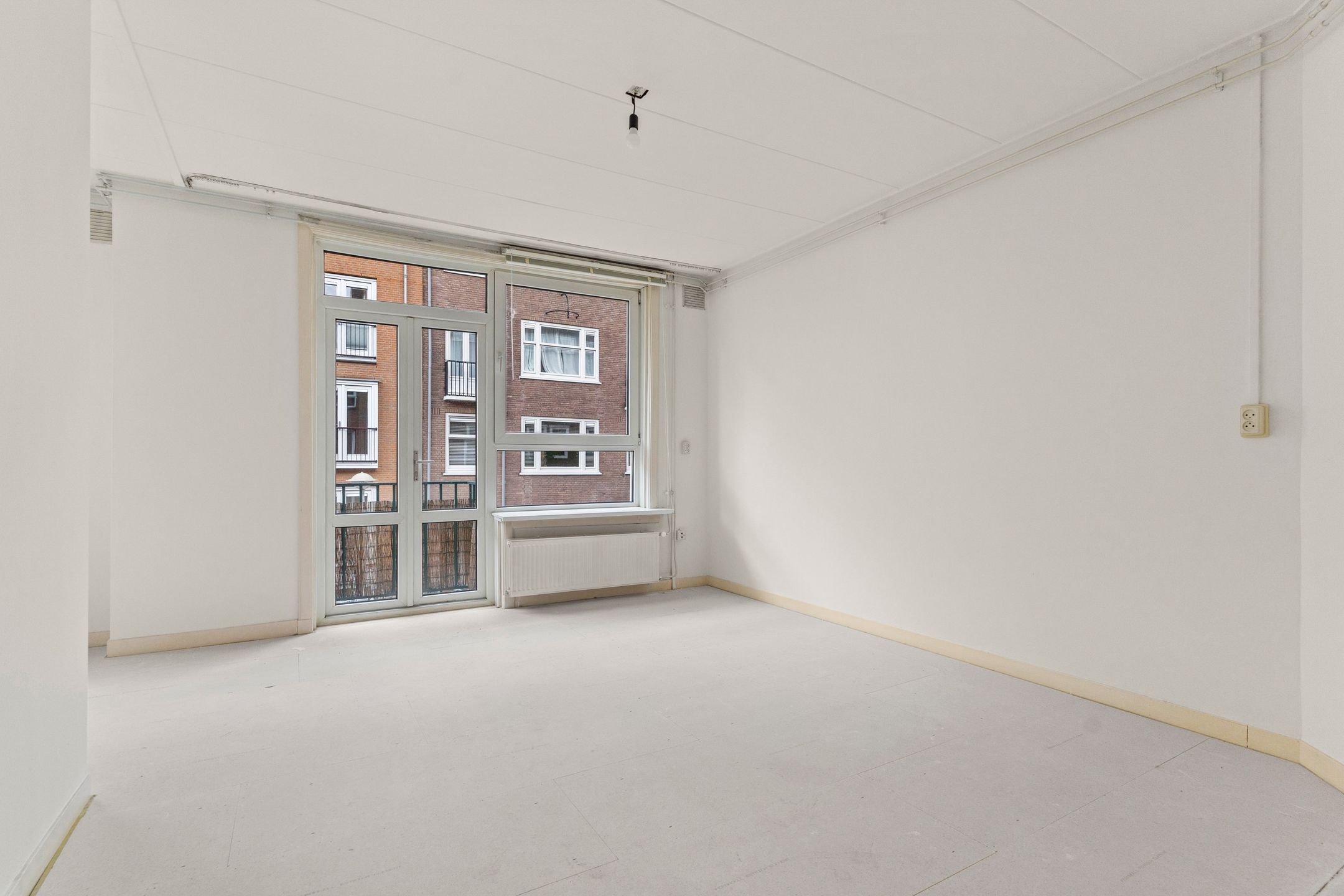 Photo 9 of Uiterwaardenstraat 278-1