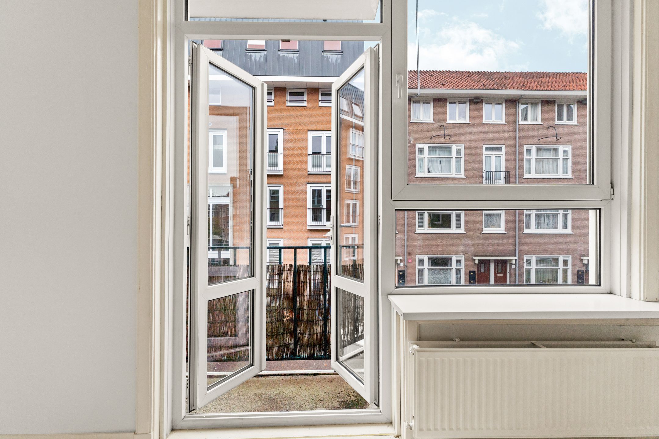 Photo 12 of Uiterwaardenstraat 278-1