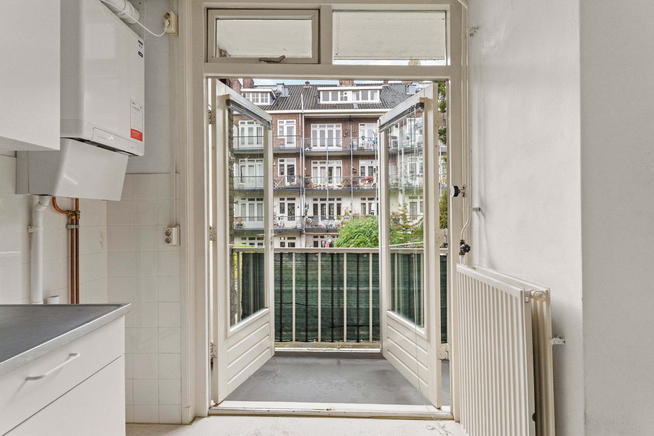 Photo 18 of Uiterwaardenstraat 278-1