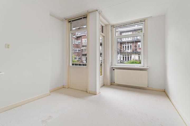 Photo 21 of Uiterwaardenstraat 278-1