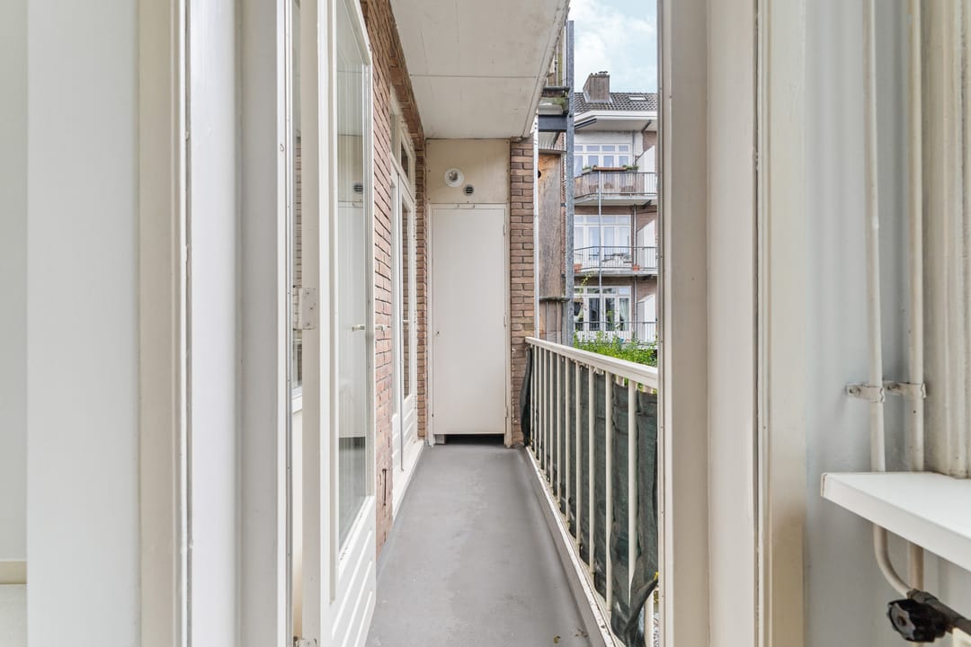 Photo 22 of Uiterwaardenstraat 278-1