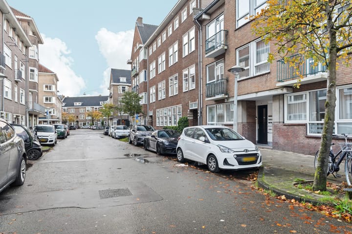 Photo 26 of Uiterwaardenstraat 278-1